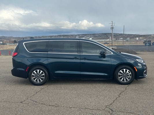 2023 Chrysler Pacifica Plug-In Hybrid PACIFICA PLUG-IN HYBRID TOURING L in Powell, WY - Fremont Motor Powell
