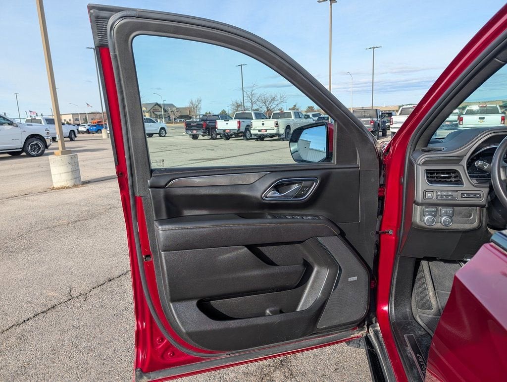 2023 GMC Yukon XL AT4