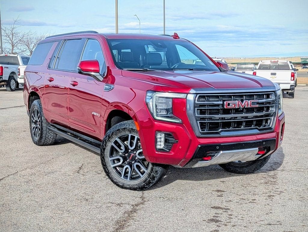 2023 GMC Yukon XL AT4