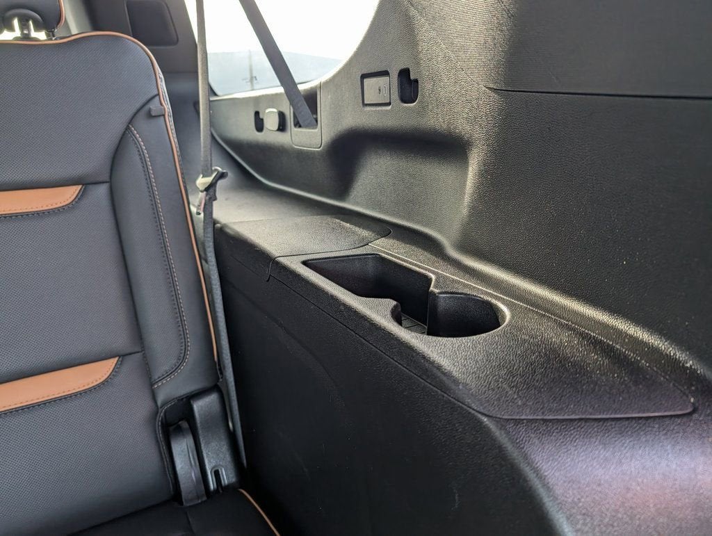 2023 GMC Yukon XL AT4