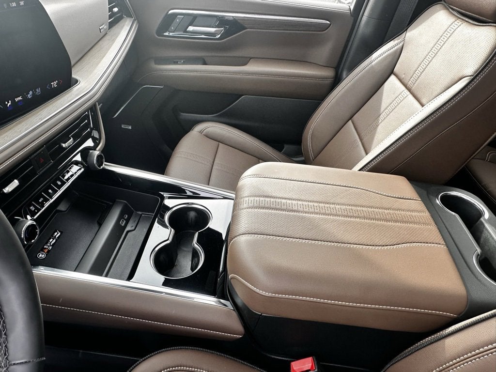 2025 Chevrolet Suburban High Country