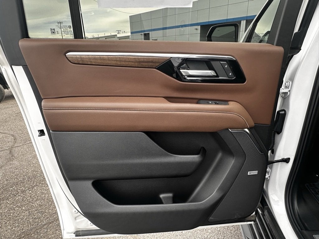 2025 Chevrolet Suburban High Country