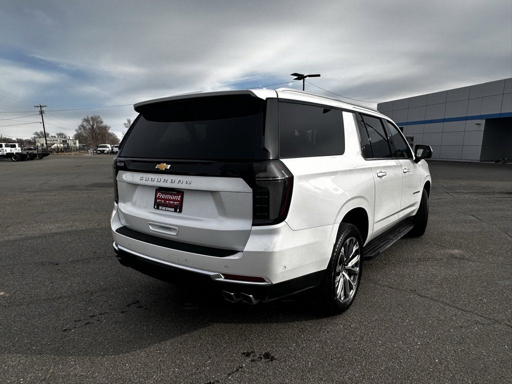 2025 Chevrolet Suburban High Country
