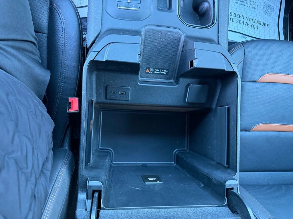 2025 GMC Sierra 3500 HD AT4