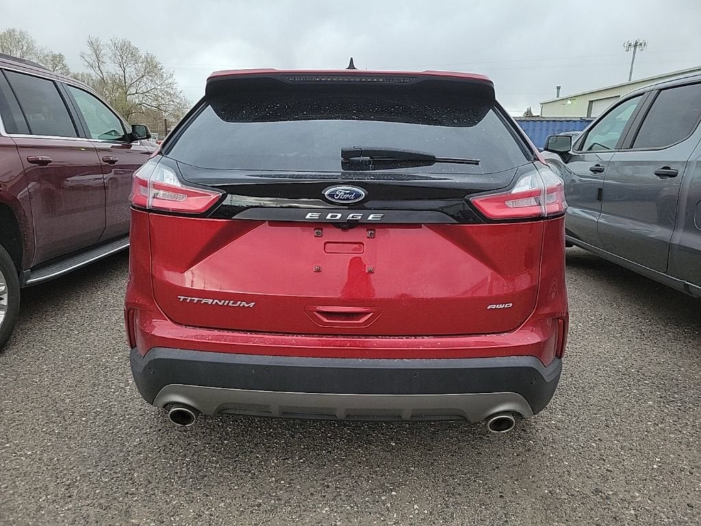 2024 Ford Edge Titanium