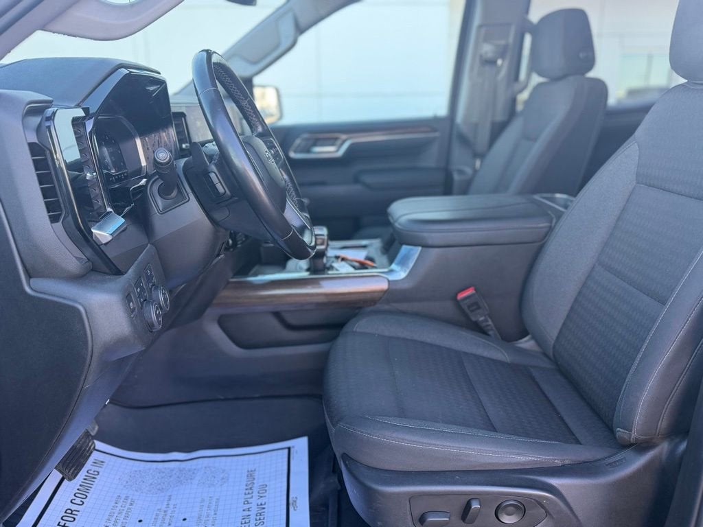 2023 Chevrolet Silverado 1500 RST