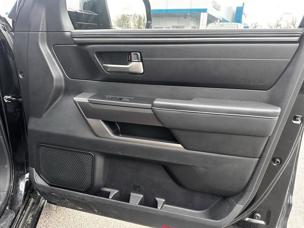 2023 Toyota Tundra 4WD SR5