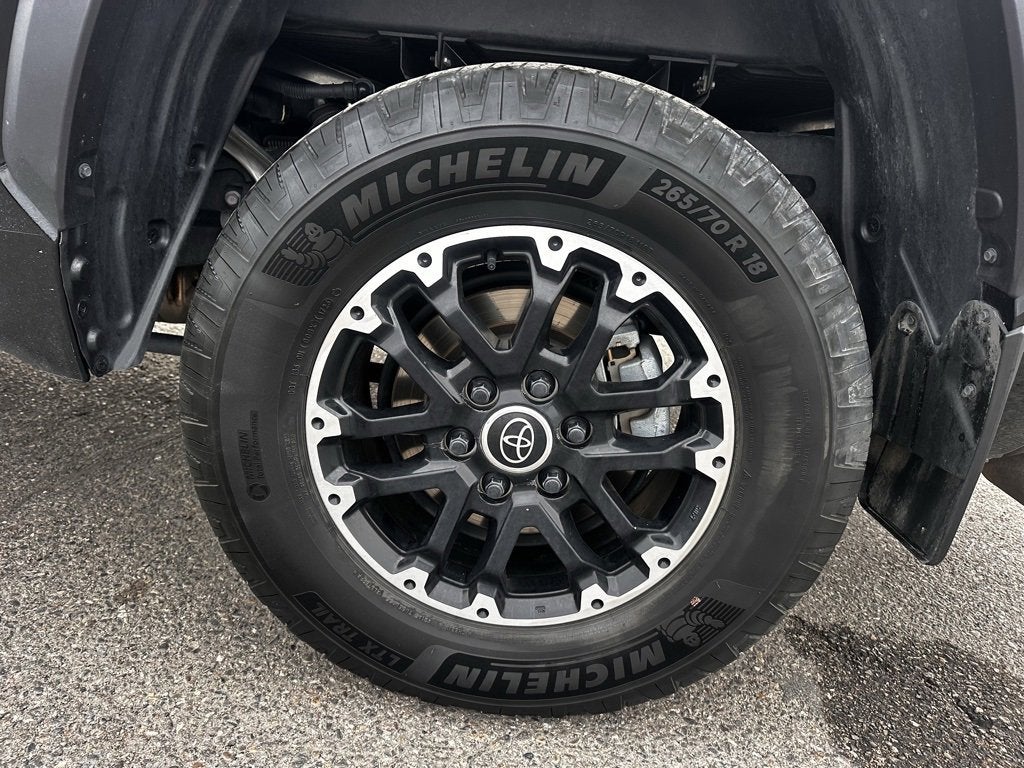 2023 Toyota Tundra 4WD SR5