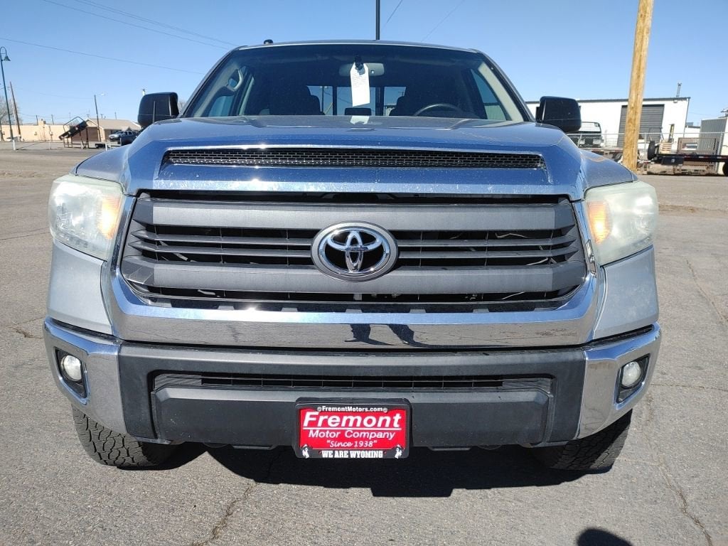2014 Toyota Tundra 4WD Truck SR