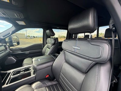 2025 Ford F-350SD Platinum