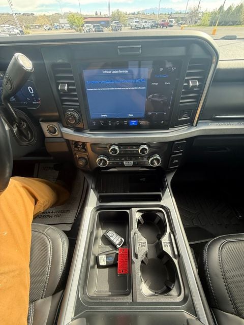 2025 Ford F-350SD Platinum