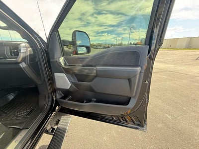 2025 Ford F-350SD Platinum