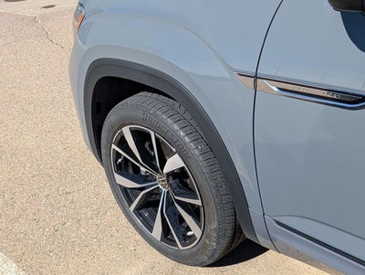 2025 Volkswagen Atlas Cross Sport 2.0T SEL Premium R-Line