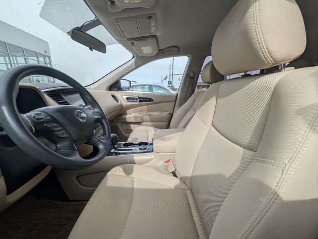 2017 Nissan Pathfinder S