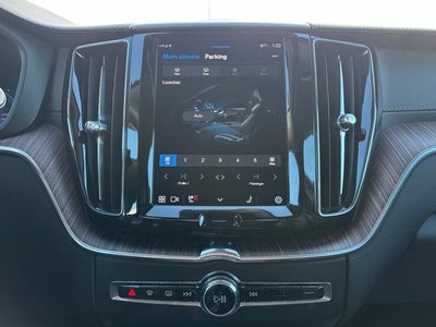 2023 Volvo XC60 Recharge Plug-In Hybrid Ultimate