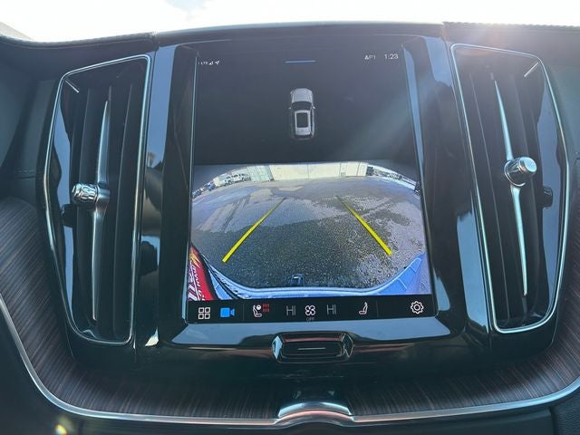 2023 Volvo XC60 Recharge Plug-In Hybrid Ultimate