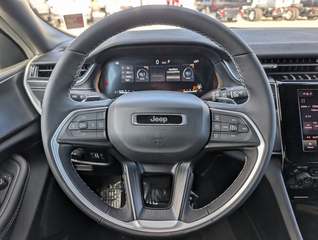 2025 Jeep Grand Cherokee Altitude