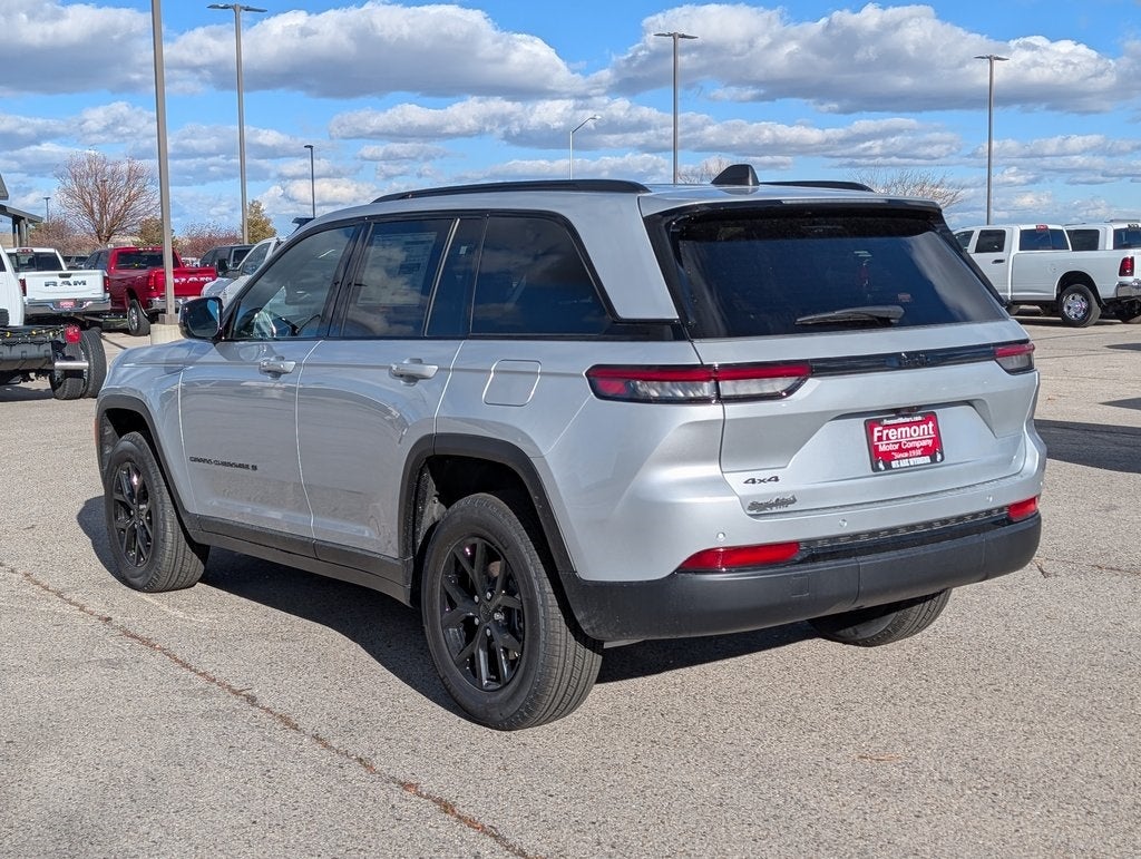 2025 Jeep Grand Cherokee Altitude