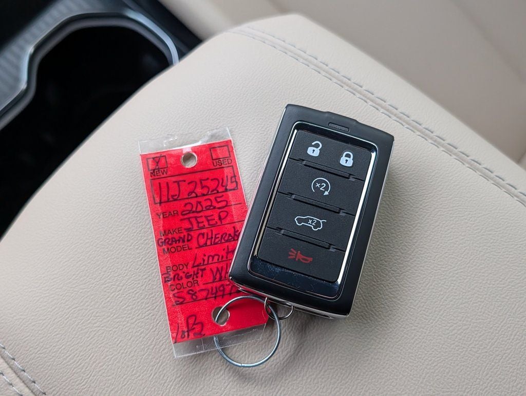 2025 Jeep Grand Cherokee Limited