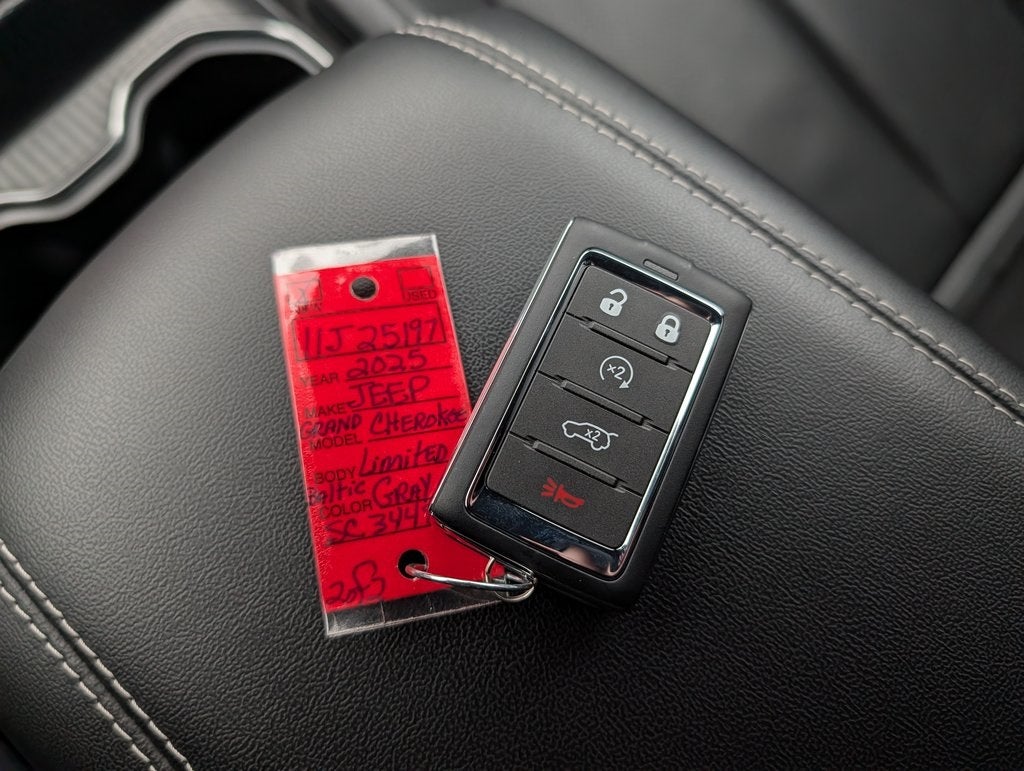 2025 Jeep Grand Cherokee Limited