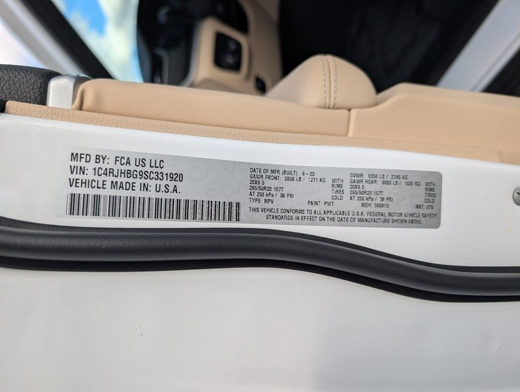 2025 Jeep Grand Cherokee Limited