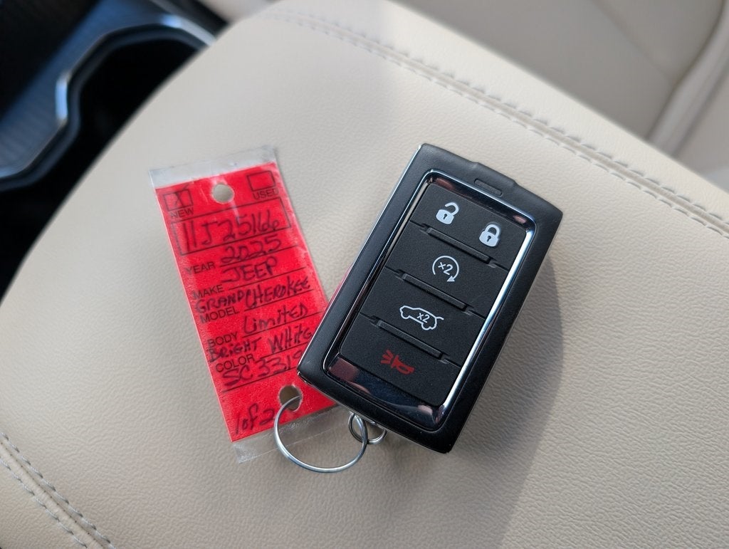 2025 Jeep Grand Cherokee Limited