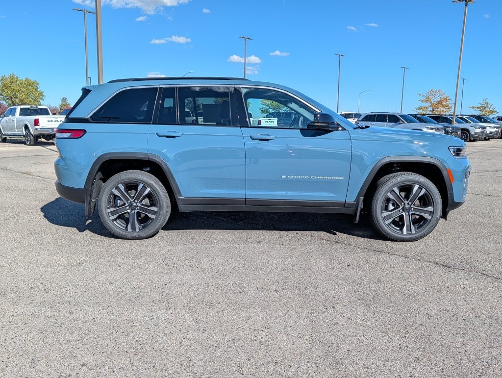 2027 Jeep Grand Cherokee Limited