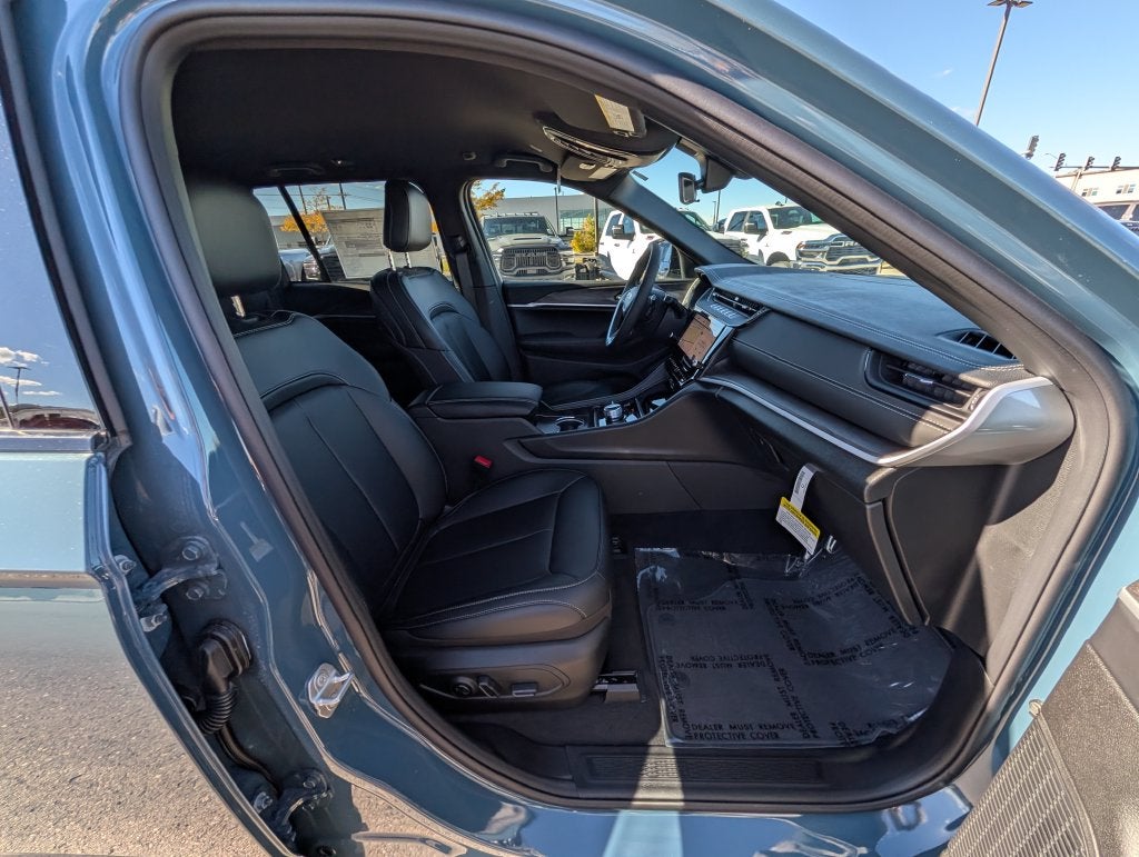 2027 Jeep Grand Cherokee Limited