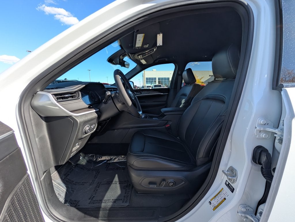 2027 Jeep Grand Cherokee Limited
