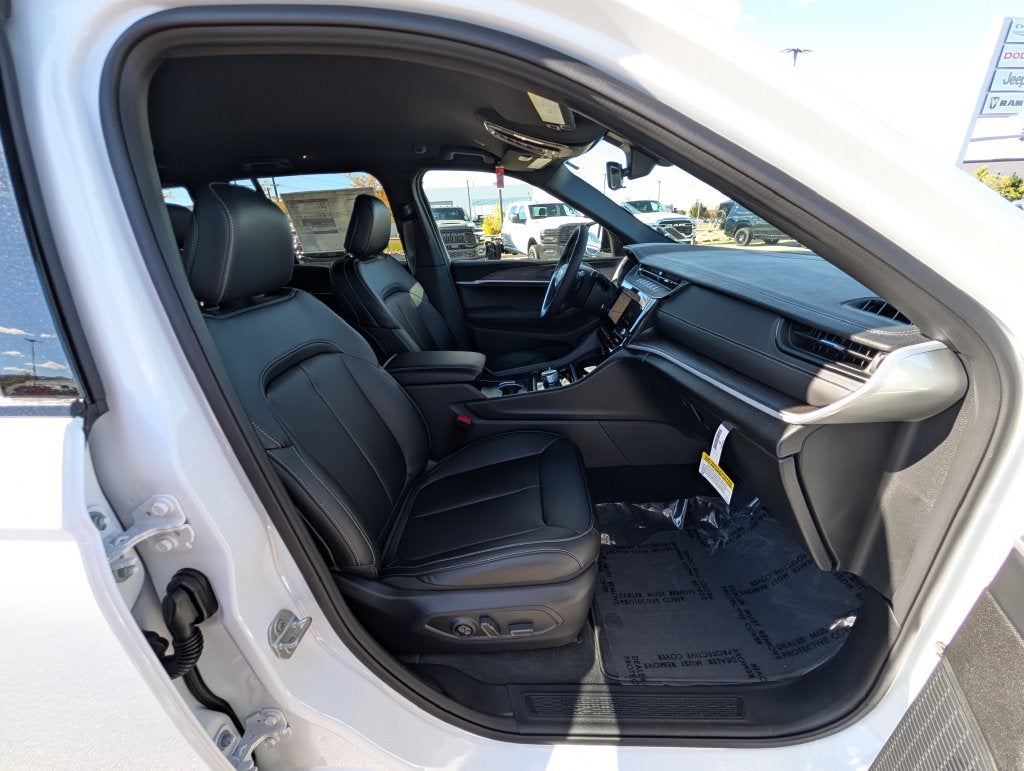 2027 Jeep Grand Cherokee Limited