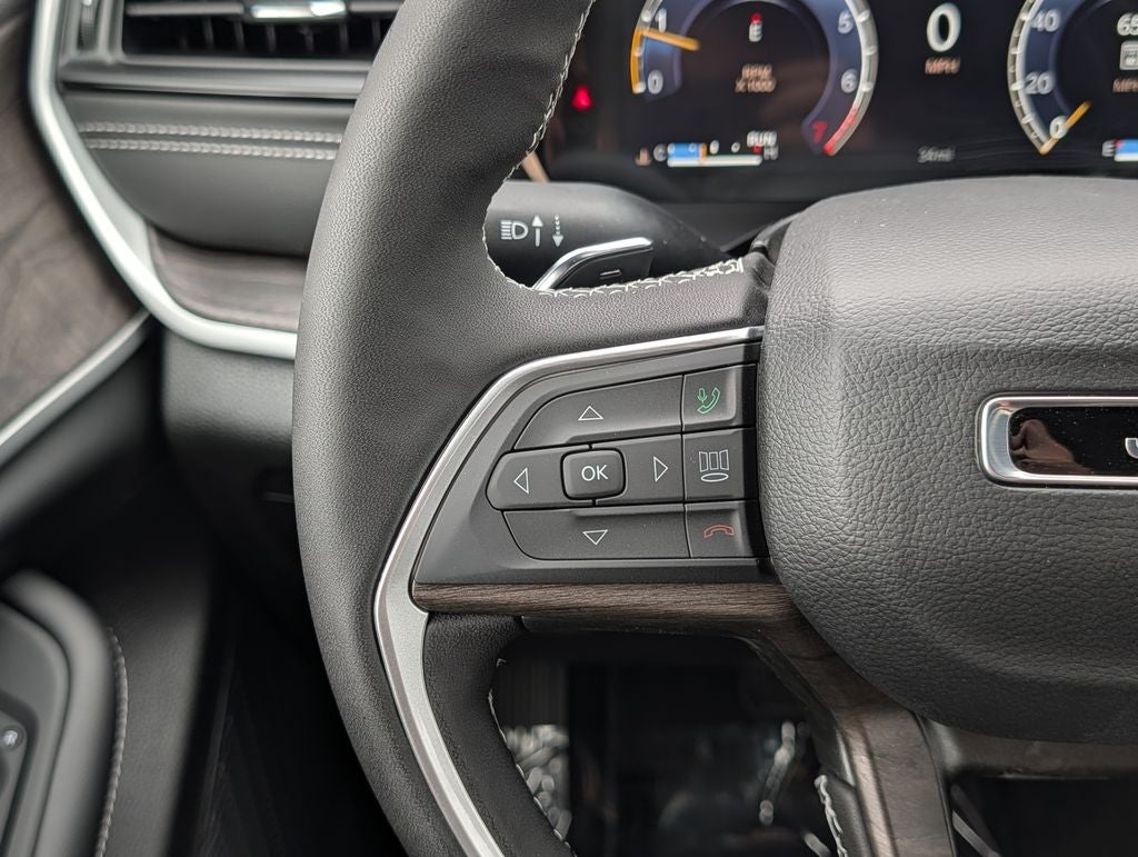 2027 Jeep Grand Cherokee Limited Reserve