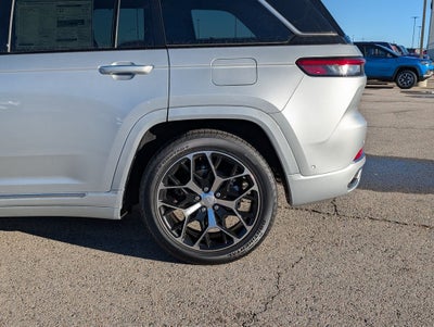 2025 Jeep Grand Cherokee Summit Reserve