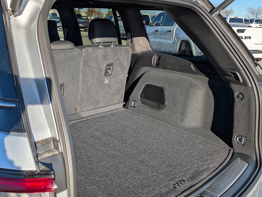 2025 Jeep Grand Cherokee Summit Reserve