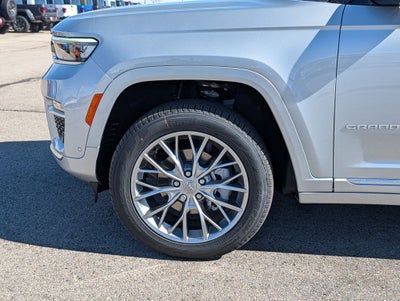 2025 Jeep Grand Cherokee Summit
