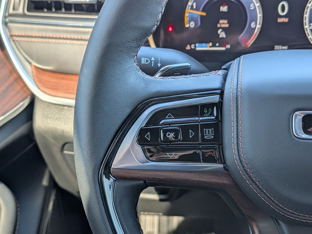 2025 Jeep Grand Cherokee Summit