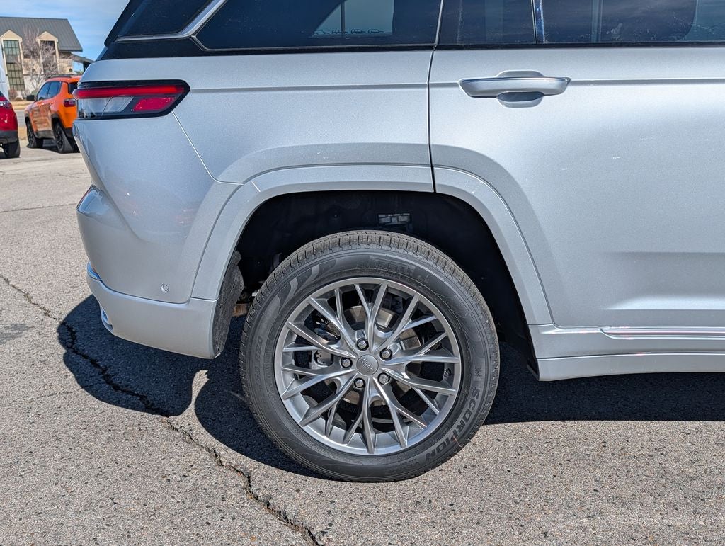 2025 Jeep Grand Cherokee Summit