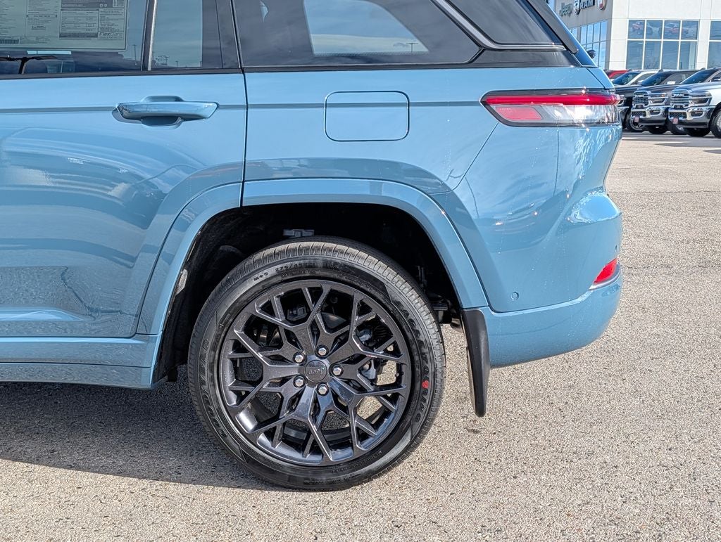 2026 Jeep Grand Cherokee Summit