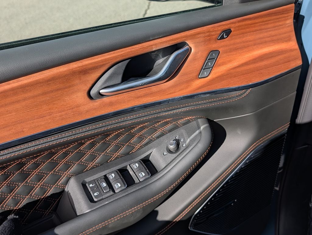 2026 Jeep Grand Cherokee Summit