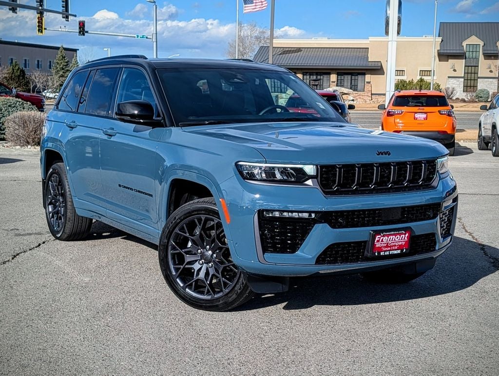 2026 Jeep Grand Cherokee Summit