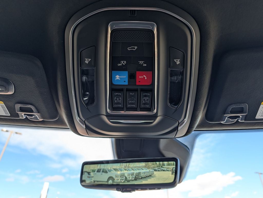 2026 Jeep Grand Cherokee Summit