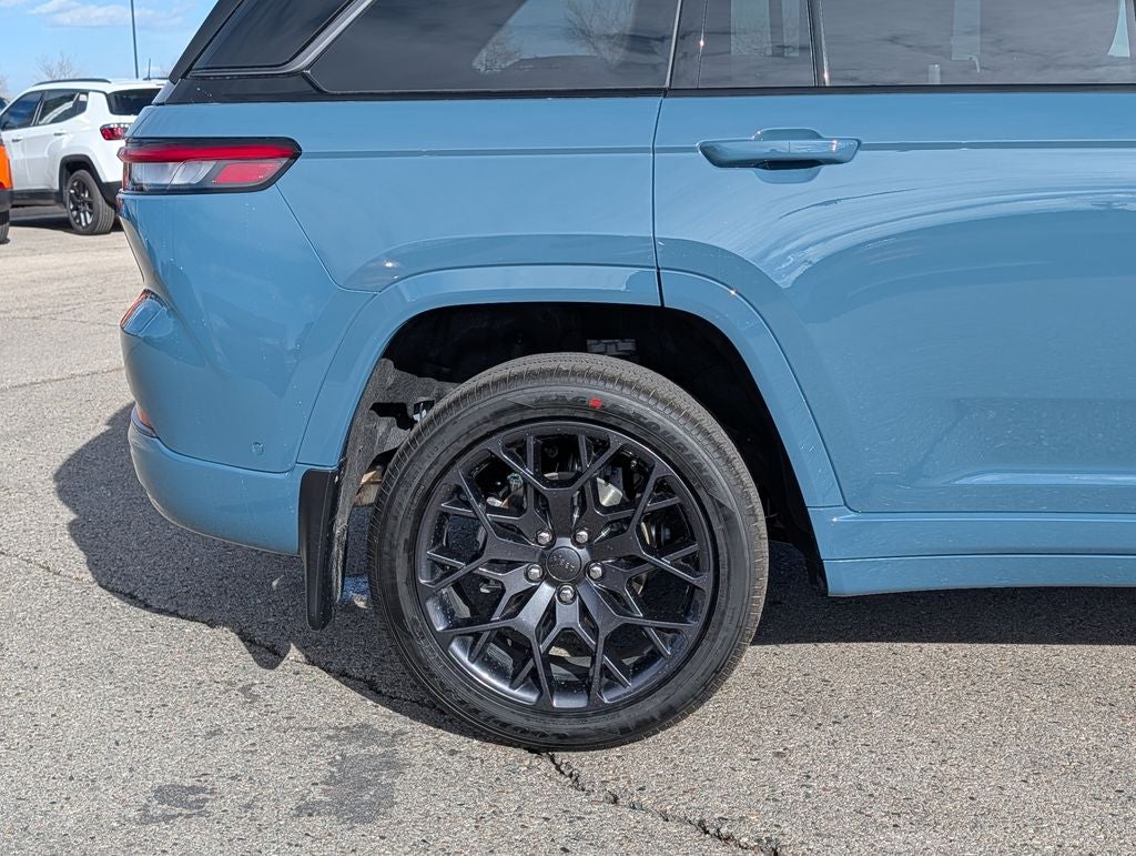 2026 Jeep Grand Cherokee Summit