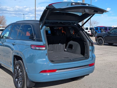 2026 Jeep Grand Cherokee Summit