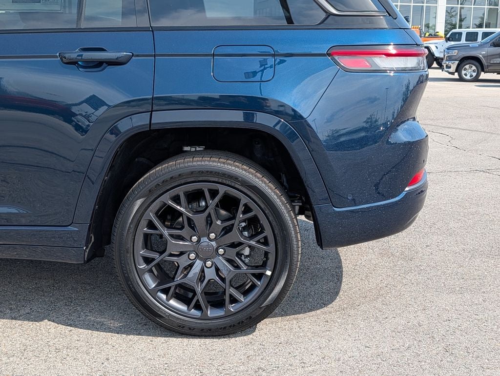 2026 Jeep Grand Cherokee Summit