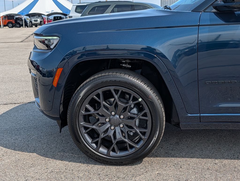 2026 Jeep Grand Cherokee Summit