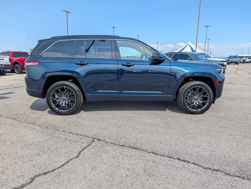 2026 Jeep Grand Cherokee Summit
