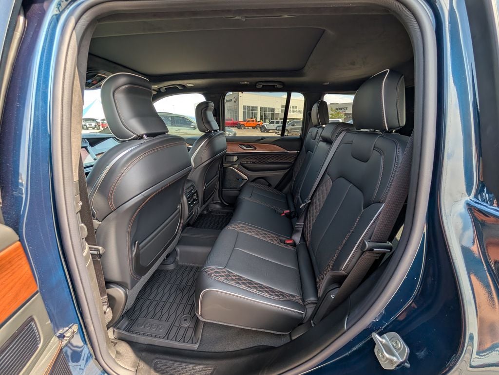 2026 Jeep Grand Cherokee Summit