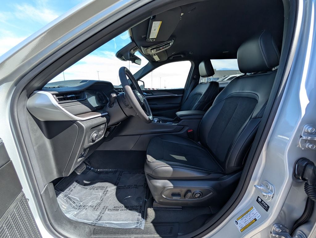 2026 Jeep Grand Cherokee L Laredo