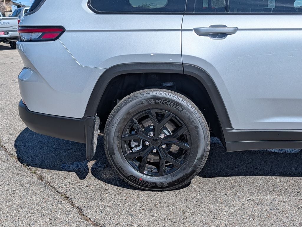 2026 Jeep Grand Cherokee L Laredo