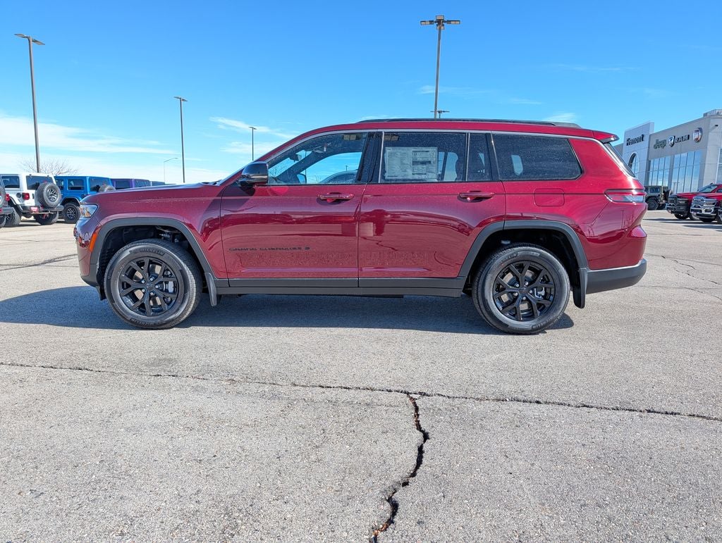 2026 Jeep Grand Cherokee L Laredo