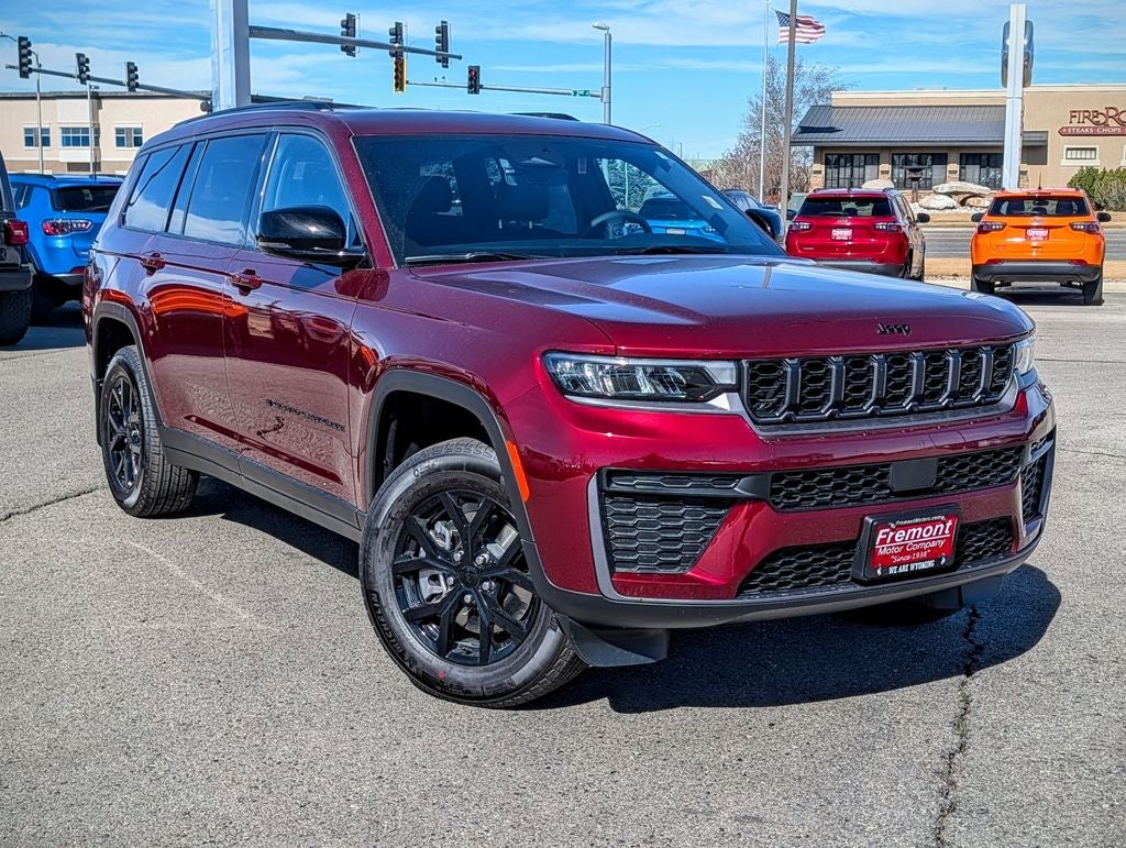2026 Jeep Grand Cherokee L Laredo